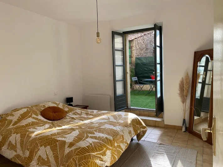Apartamento de vacaciones para 4 personas, con jardín además de terraza y vistas - 1