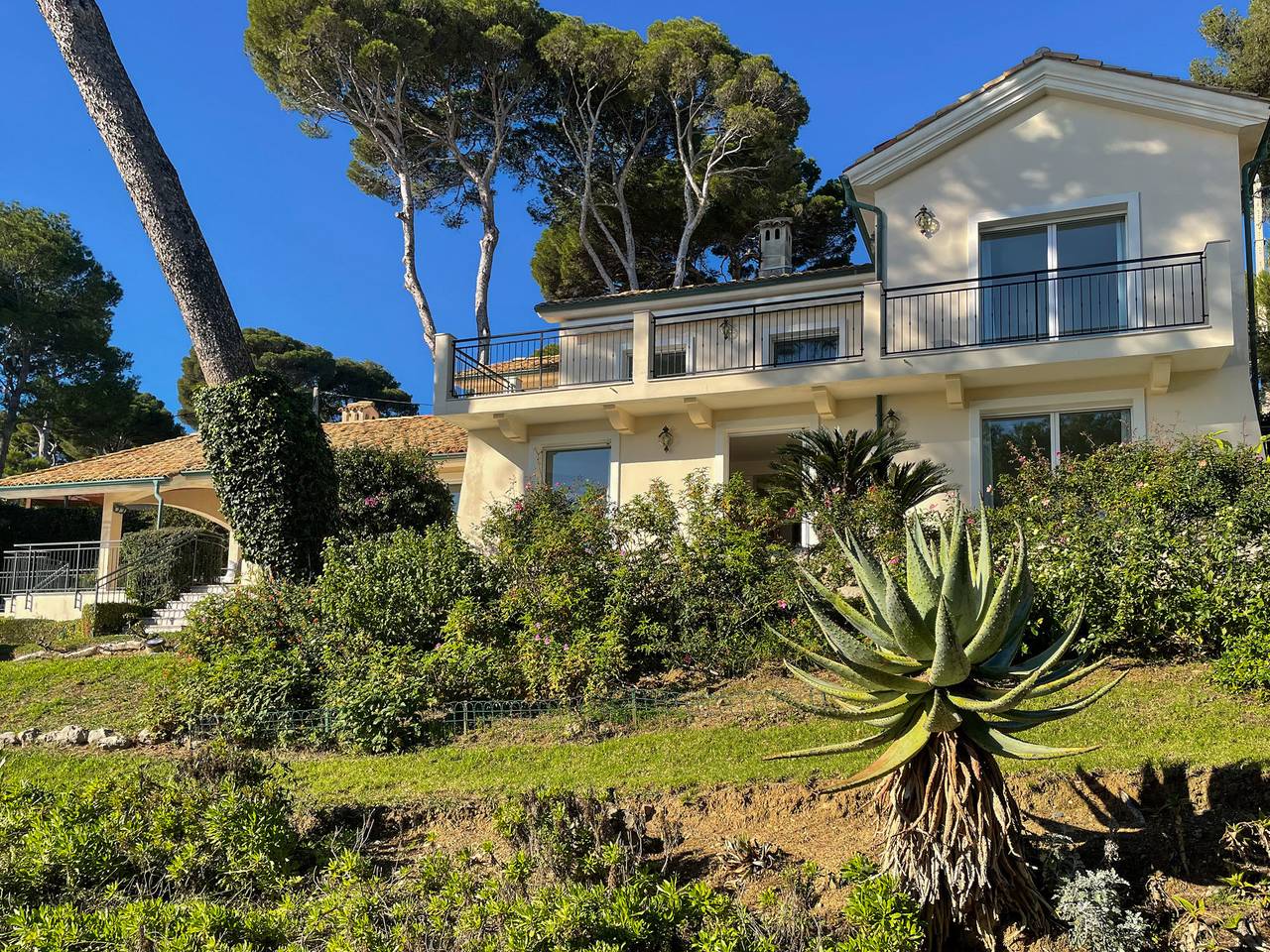 Villa Provençal Vue Mer Panoramique – Cap d’Antibes in Antibes, Mediterranean Coast (France)