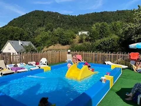 Camping pour 4 personnes dans le Cantal - 4