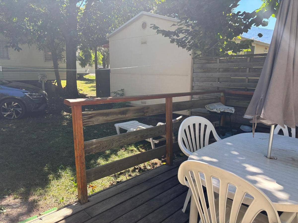 Ganze Wohnung, Mobil-Home Vintage in Embrun, Nationalpark Écrins