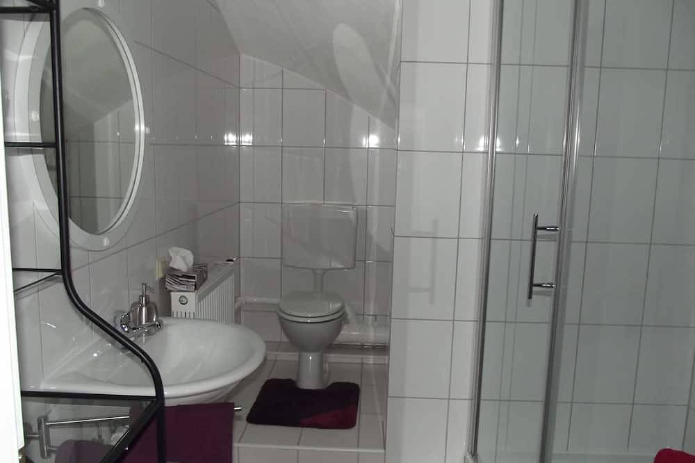 Ganze Wohnung, Modernes Apartment mit 2 Schlafzimmer in Speyer, Rheinebene