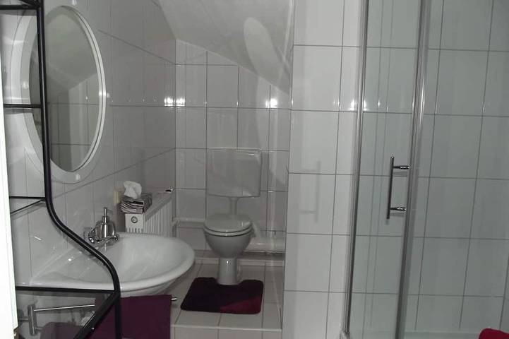 Ganze Wohnung, Modernes Apartment mit 2 Schlafzimmer in Speyer, Rheinebene