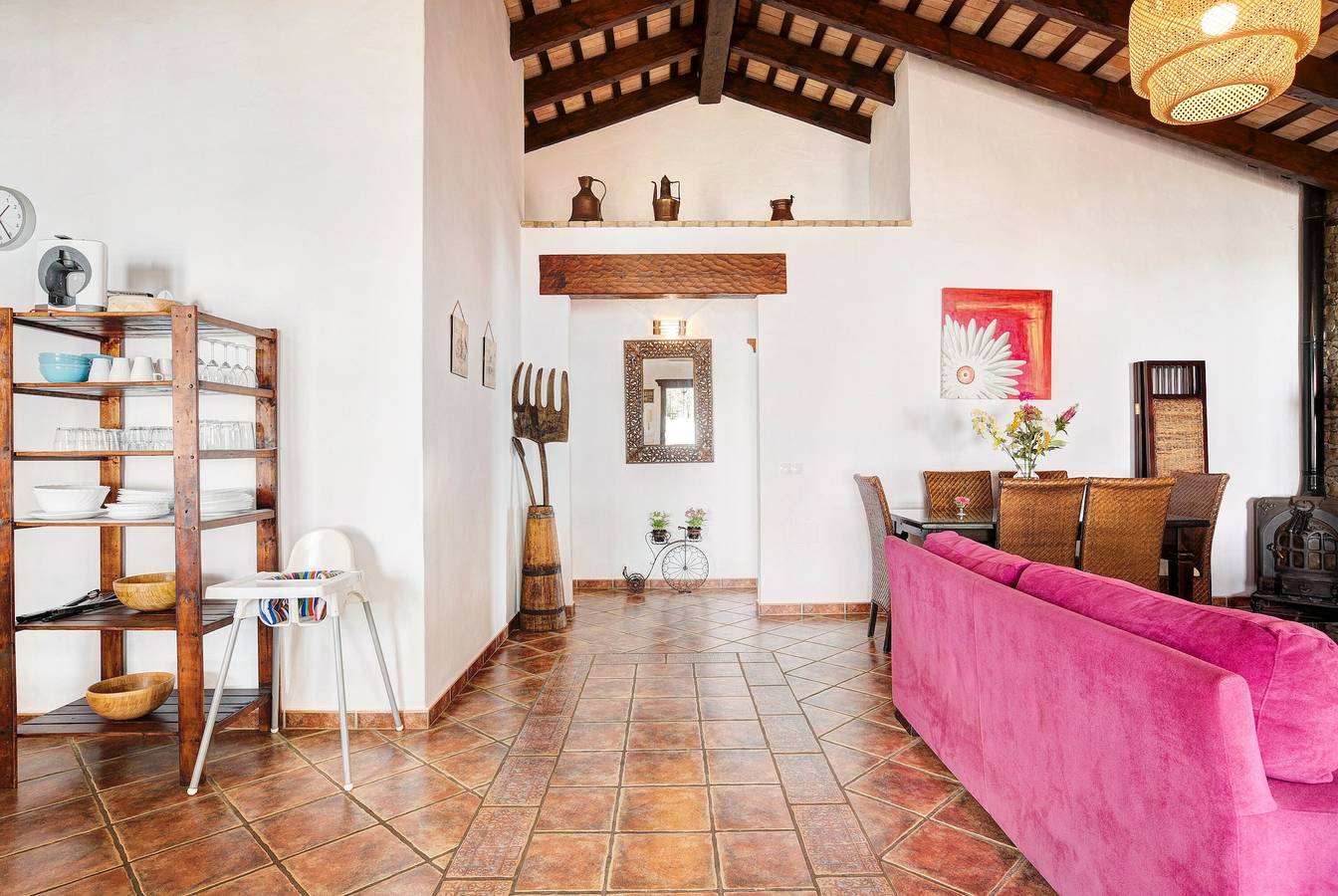 Villa Elsa con piscina, jardín, terraza y Wi-Fi in Conil de la Frontera, Costa de la Luz