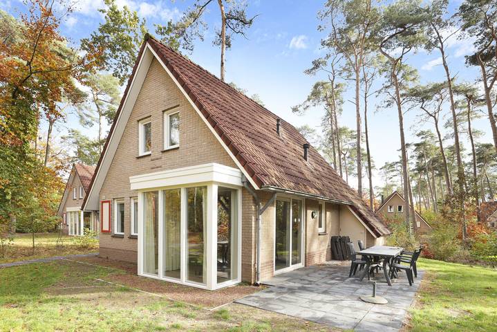 Bungalow für 8 Personen, mit Terrasse und Balkon/Terrasse - 1