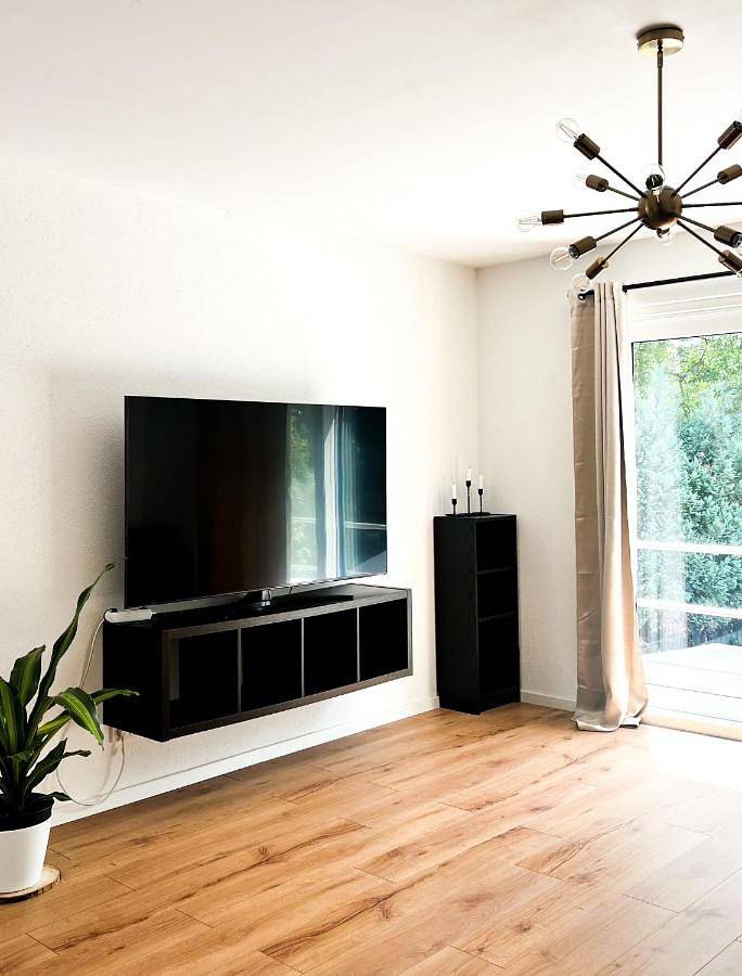 Entire apartment, 2 Zkb Apartment in Mannheim Küche - Parken - Großer Tv in Mannheim, Kurpfalz