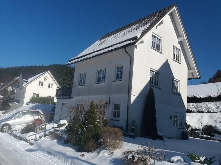 Villa für 10 Personen, mit Terrasse und Garten im Sauerland