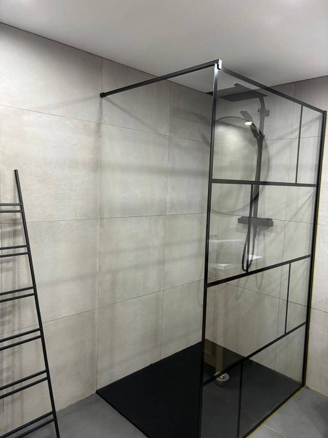 Chalet pour 4 personnes, avec jardin ainsi que terrasse et jacuzzi à Rochesson - 4