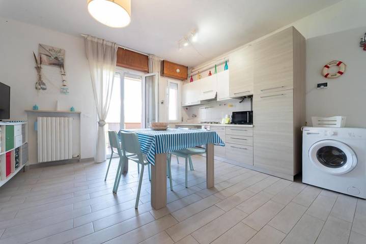Location de vacances pour 6 personnes, avec balcon et jardin à Lido Adriano - 4