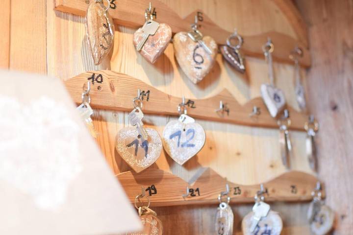 Hôtel pour 4 personnes, avec jardin ainsi que jacuzzi et sauna dans Station de Crest Voland Cohennoz - 3