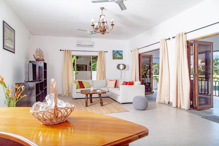 Gîte pour 4 personnes, avec jardin et vue sur l’océan dans Mahé - 2