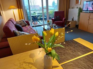 Ferienwohnung für 3 Personen, mit Ausblick und Terrasse in Dorum