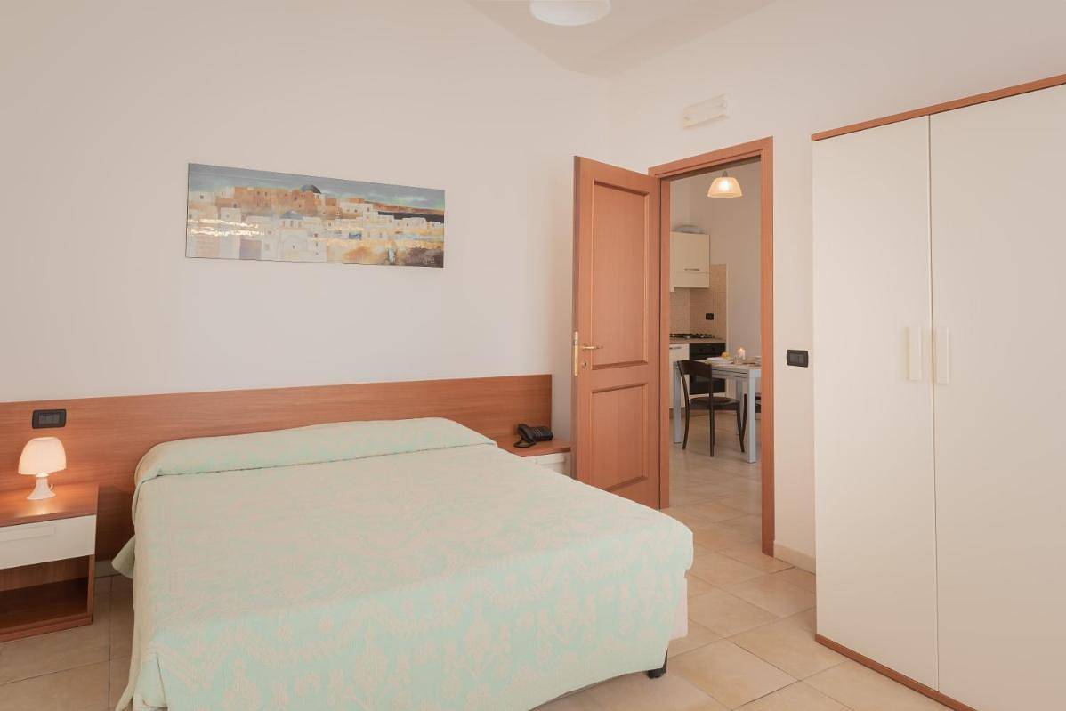 Appartamento intero, Elegante Residence Le Fontane Appartamento con 1 camera da letto per 2 persone in Crabonaxa/Villasimius, Villasimius