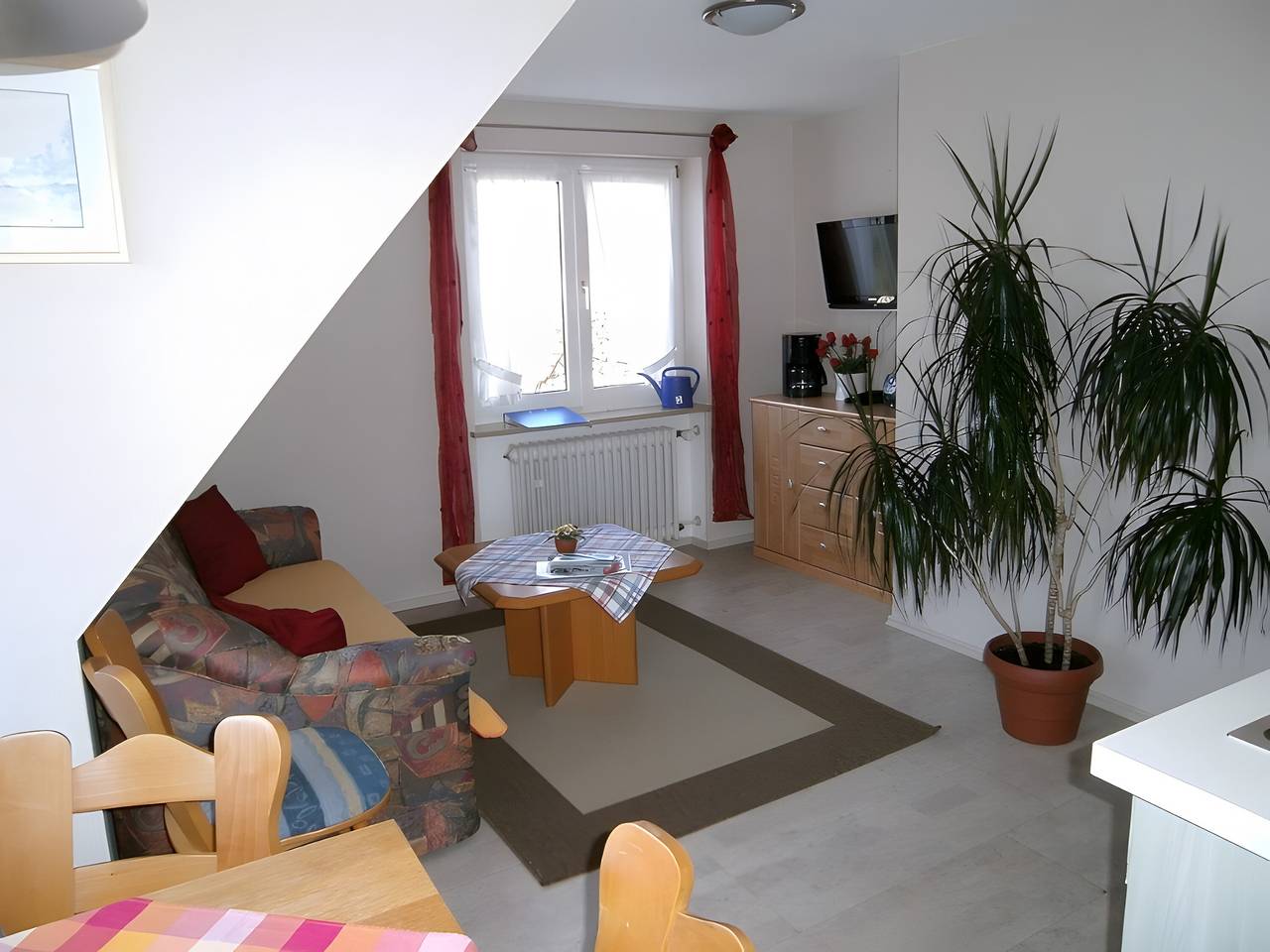 Entire apartment, Apartment '4' with Balcony and Wi-Fi in Wasserburg (Bodensee), Bavarian Swabia