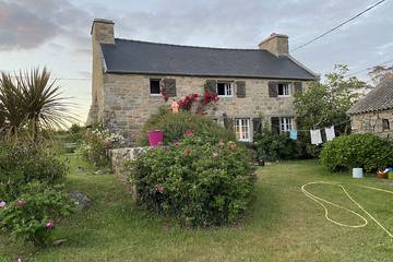Gîte pour 6 personnes, avec jardin à Lanildut