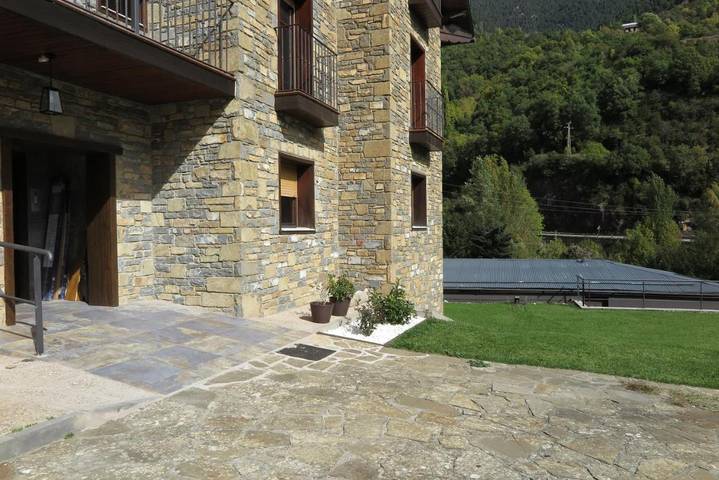 Casa rural para 4 personas, con jardín y vistas en Bielsa - 3