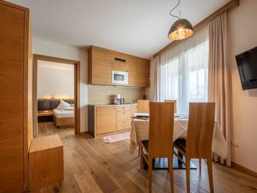 Hotel für 4 Personen in Prad am Stilfser Joch, Ortleralpen, Bild 3