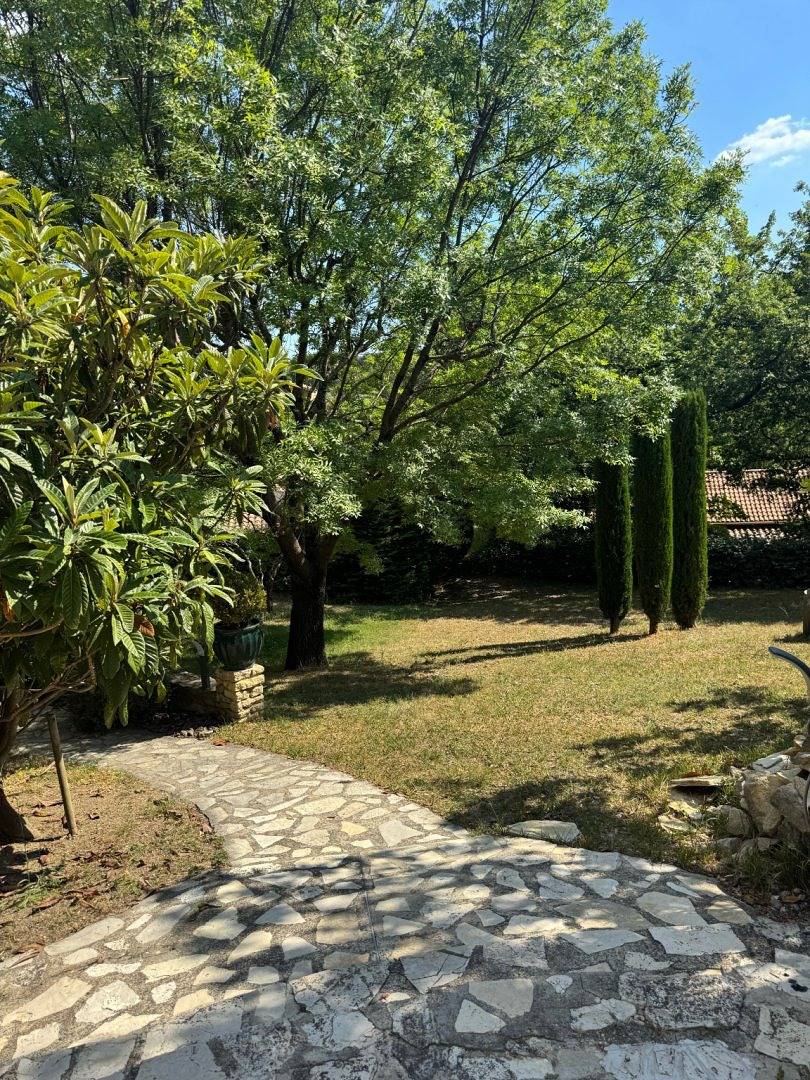 Chez Monique - Saumon in Bédoin, Parc naturel régional du Mont-Ventoux