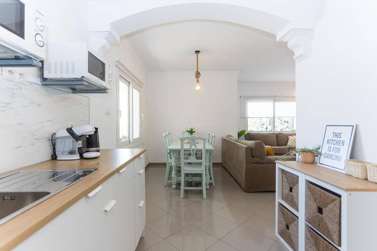 Double Room with Shared Bathroom in Villa Cristina, Malaga
