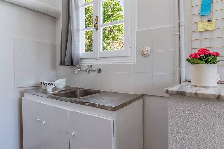 Gîte pour 4 personnes, avec balcon et jardin dans Andros - 3