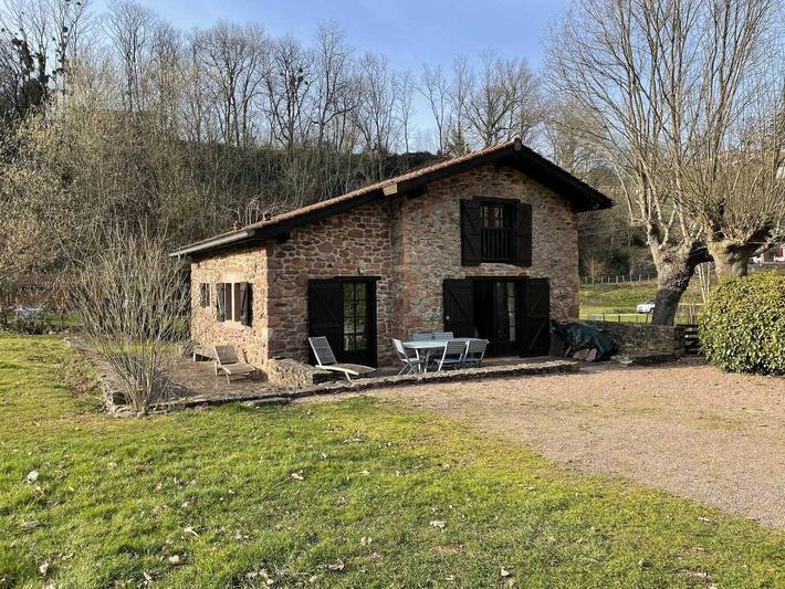 Gîte pour 4 personnes, avec Terrasse et Jardin au Pays basque