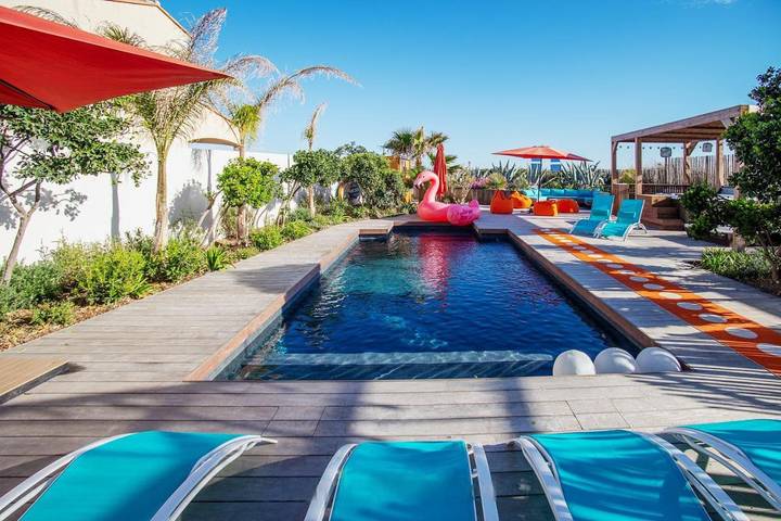Maison d’hôte pour 10 personnes, avec Balcon et Jacuzzi ainsi que Terrasse et Jardin à Frontignan