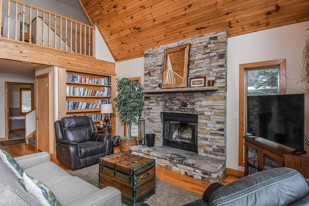 See- und Pistenblick nur wenige Minuten von Aktivitäten in der Umgebung entfernt! in McHenry, Deep Creek Lake