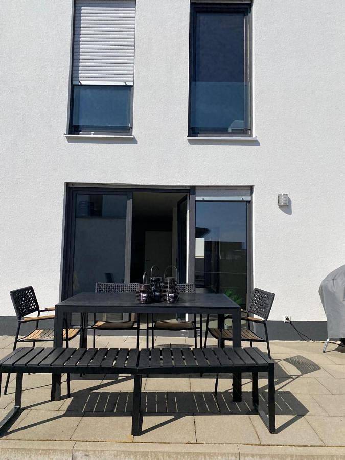 Ferienhaus für 8 Personen, mit Ausblick und Garten - 1
