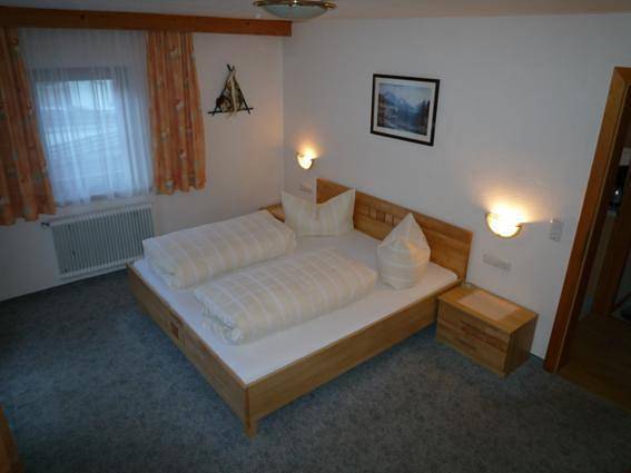 Ferienwohnung für 3 Personen, mit Balkon und Garten im Stubaital - 4