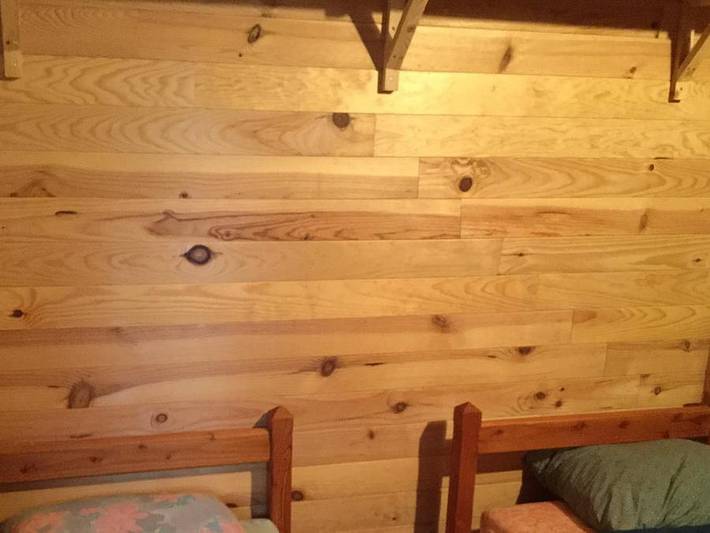 Camping la Ripole - Chalet 4 personen - Campahütte für 4 Personen – überdachte Terrasse – ohne Sanitäranlagen in Abjat-sur-Bandiat, Regionaler Naturpark Périgord-Limousin