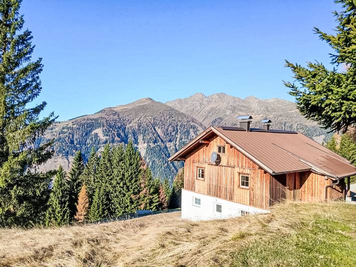 Ferienhaus für 10 Personen, mit Balkon und Terrasse sowie Garten und Sauna