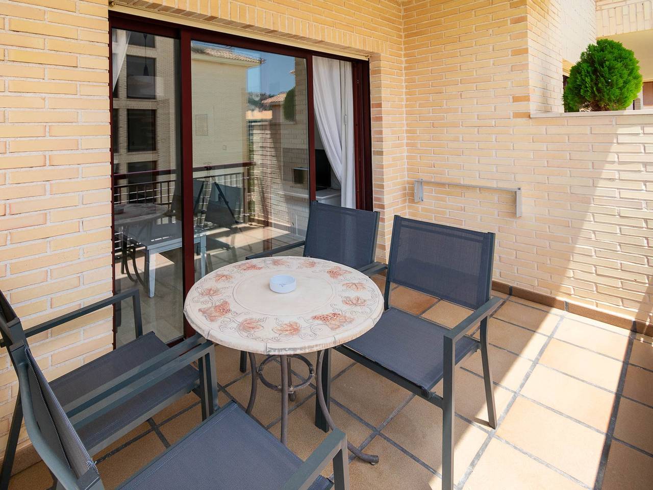 Entire apartment, Modern apartment in Albir with pool view in L'Albir, Alfàs del Pi