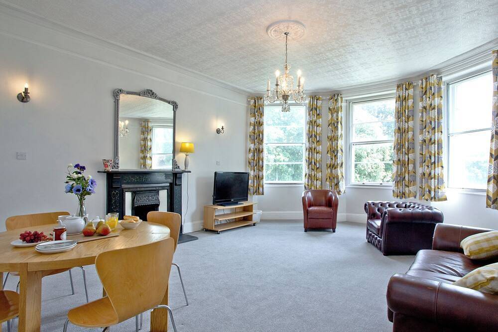 Entire apartment, 1 bedroom accommodation in Newton Abbot in Newton Abbot, Devon
