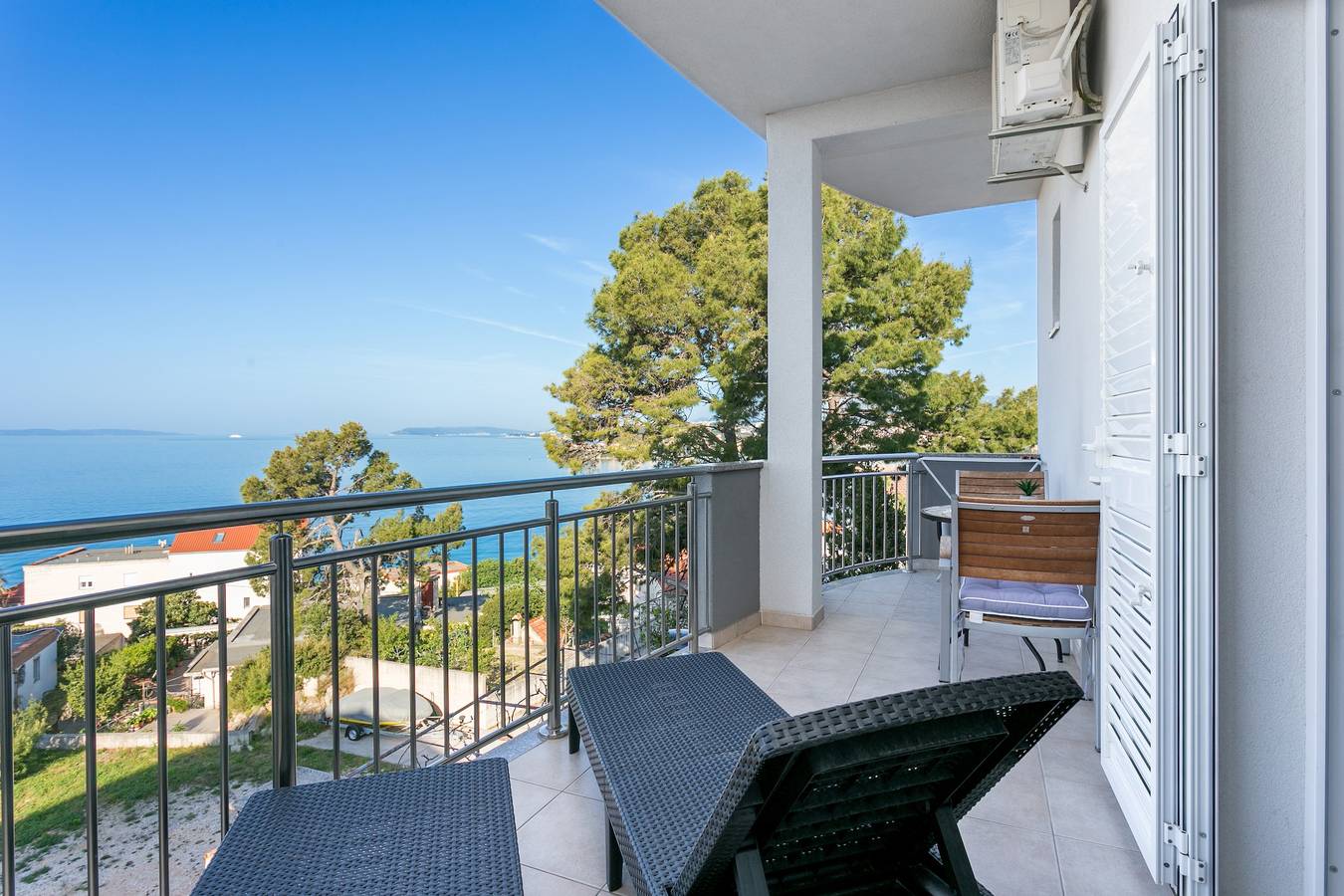 Appartement entier, Garçonniere avec la terrasse et la vue sur le mer Podstrana, Split As-6072-a in Podstrana, Split-Dalmatie
