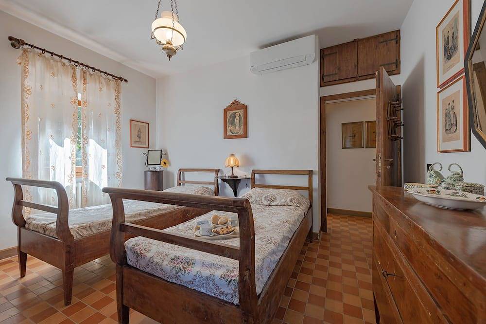 Villa \"La Colombara\": relax, nature and sea. in Sirolo, Riviera del Conero
