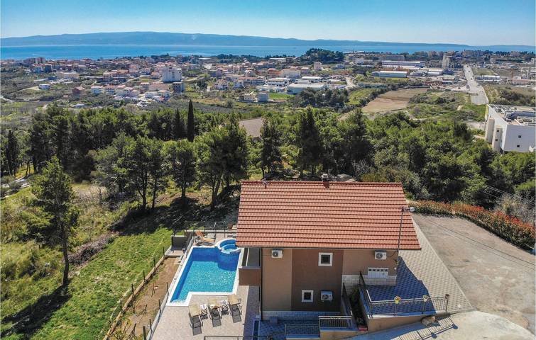 Ferienhaus für 9 Personen, mit Terrasse in Split - 2