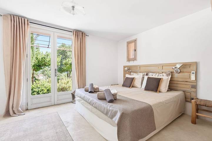 Location de vacances pour 12 personnes, avec Balcon et Jardin à Joucas - 2