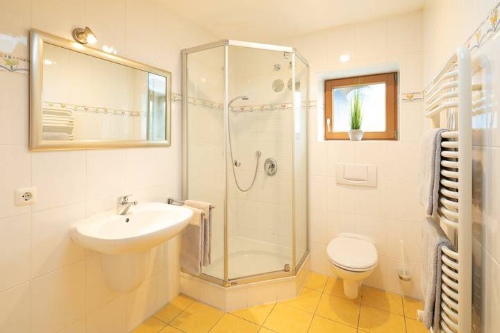 Ferienwohnung für 2 Personen, mit Terrasse und Garten sowie Pool und Ausblick in Oberstdorf - 4