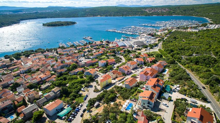 Ferienwohnung für 5 Personen, mit Terrasse und Pool auf Krk - 3