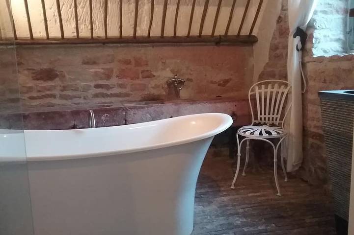 Location de vacances pour 4 personnes, avec jardin et sauna à Préty - 3