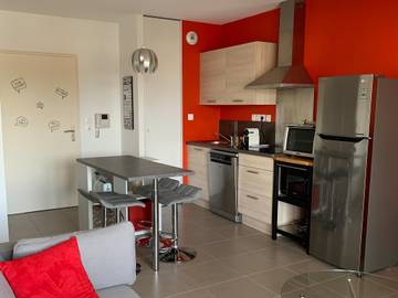 Gîte pour 4 personnes, avec terrasse dans Biscarrosse (bourg)