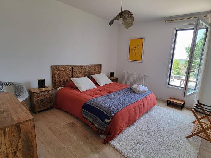 Location de vacances pour 4 personnes, avec piscine et jacuzzi ainsi que jardin et terrasse à Rouillon - 4