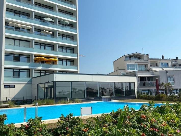 Strandhaus für 4 Personen, mit Balkon und Pool sowie Sauna und Seeblick in Pelzerhaken