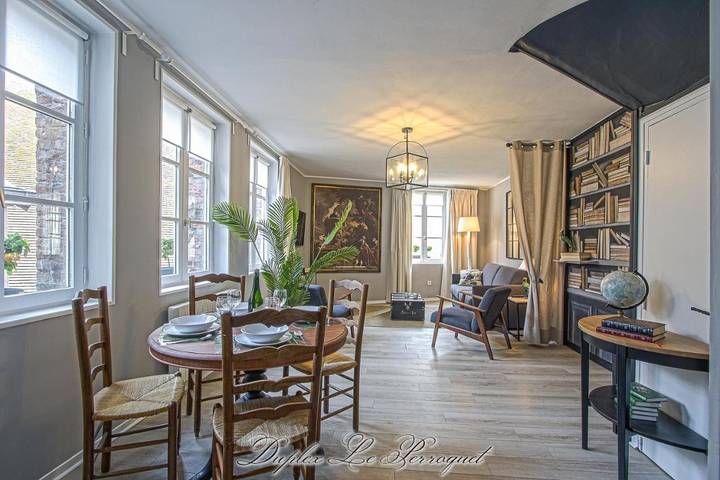 Appartement de vacances pour 4 personnes, avec terrasse et vue, adapté aux familles
