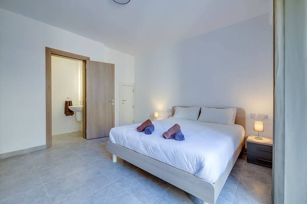 Appartamento intero, Modern Maisonette in a Central Location in San Ġwann, Isola di Malta