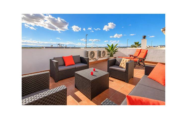 Apartamento de 68m2 con piscina, aparcamiento y terraza, a 1 km de la playa in Murcia , Interior de Murcia