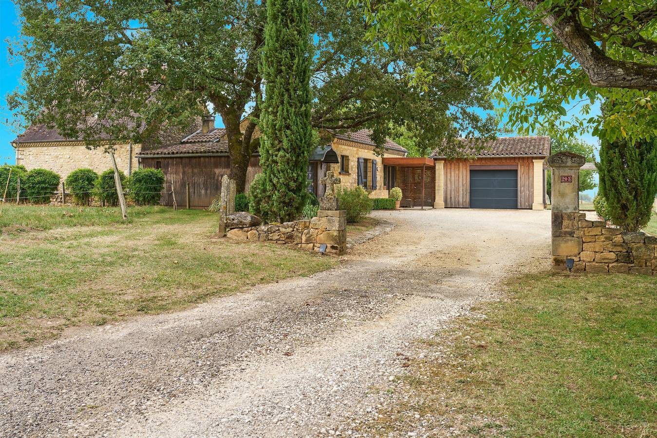 Au Bout du Chemin – Maison de charme avec vue sur le Château de Montfort - Classement 3 étoiles in Vitrac, Périgord Noir