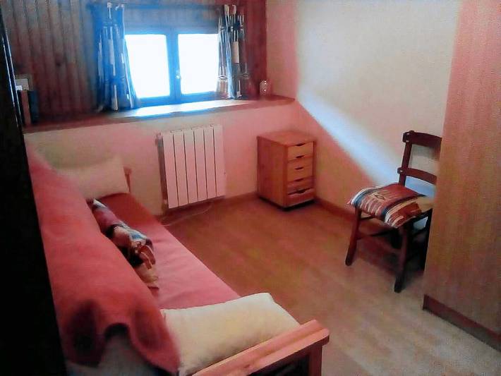 Gîte pour 3 personnes à Savignac-les-Ormeaux - 4