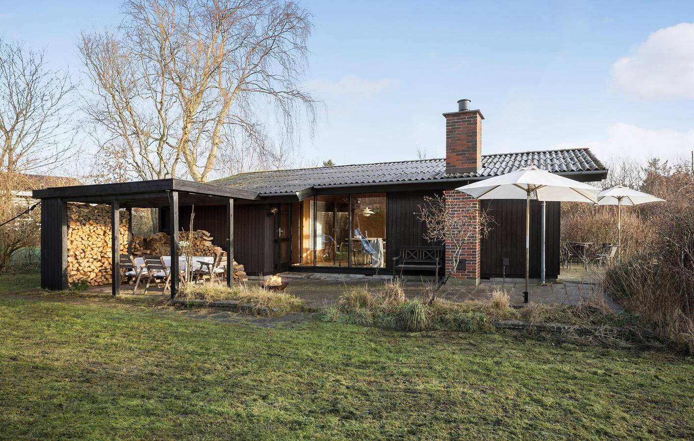 Feriehus for 4 personer med terrasse in Vejby Strand, Vejby