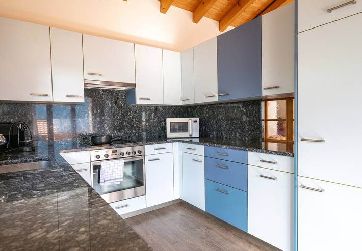 Malix: Kamin & Bergblick Apartment in Churwalden, Plessur Alpen