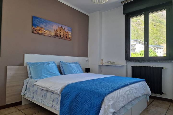 Appartamento intero, Bernina Station Suite - 30 Steps to the Red Train in Tirano (borgo), Tirano